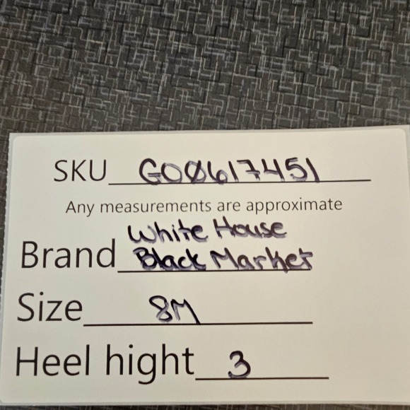 White House Black Market "Brooklyn" Pink Studded T-Strap‎ Heeled Sandals Size 8M - Picture 12 of 13